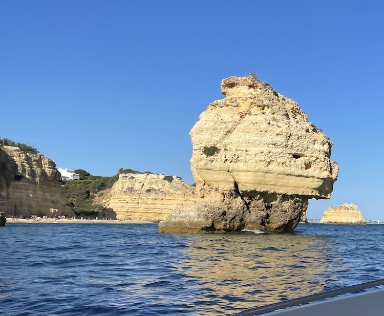 peñon mar acuarela
